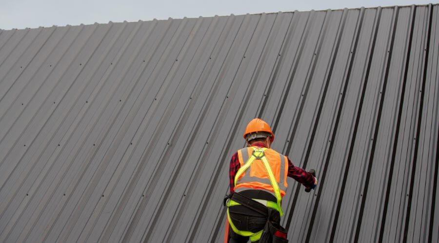 Professional gutter cleaning in Tatums, OK